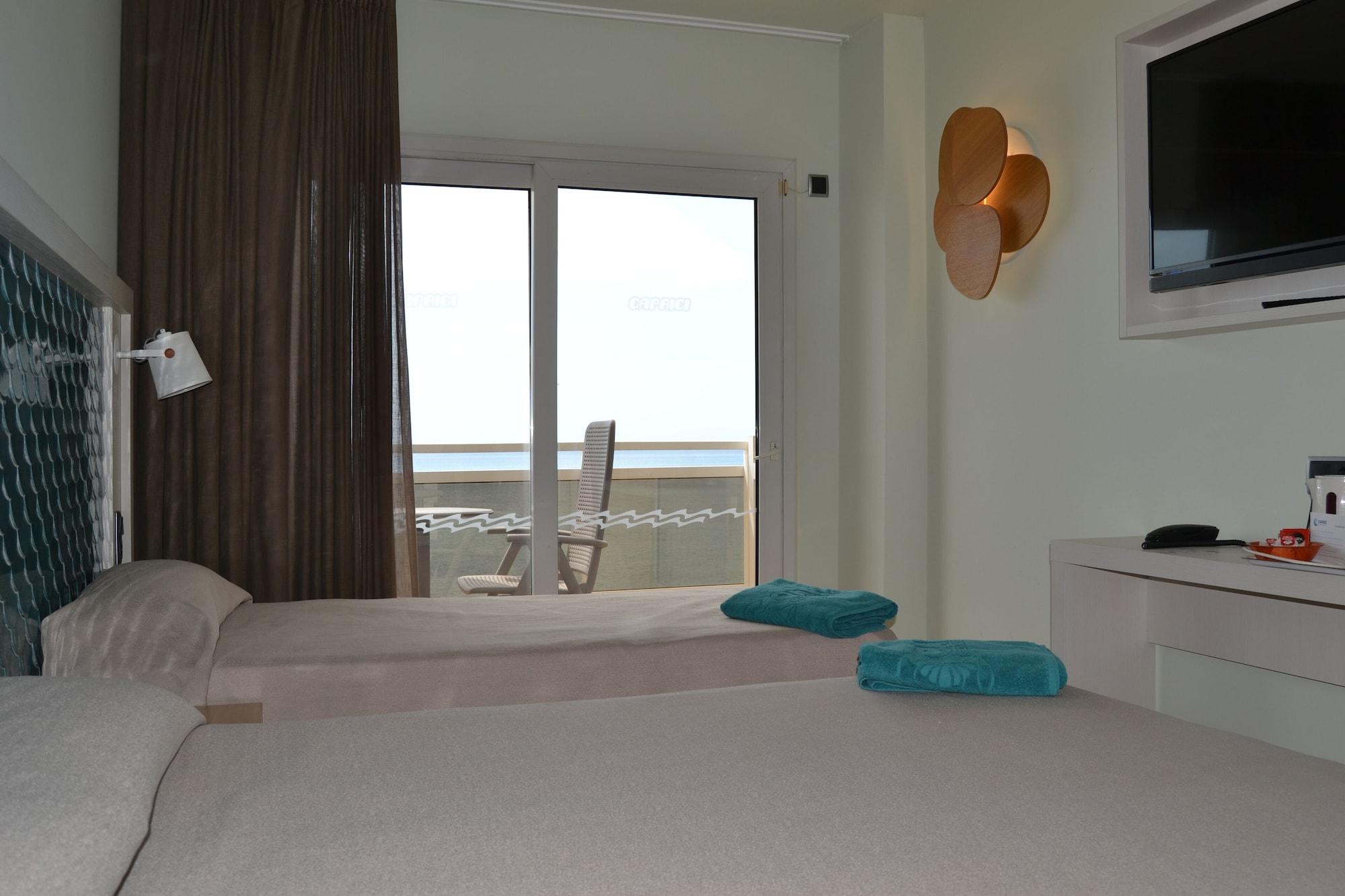 Caprici Beach Hotel&Spa Santa Susanna Exterior foto